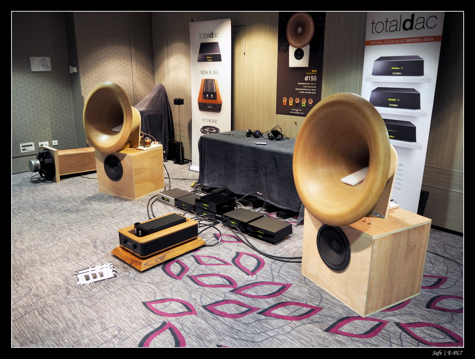 2016   11   Salon Hifi Paris   30